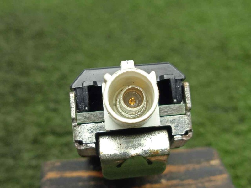 Recambio de antena para audi a3 sedán(8vs) 2.0 16v tdi referencia OEM IAM 8V5035225 - 920286321  