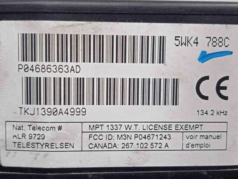 Recambio de antena para chrysler voyager (gs) 2.5 turbodiesel referencia OEM IAM 5WK4788C - P04686363AD  