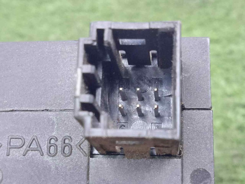 Recambio de antena para peugeot 206 berlina 2.0 hdi cat referencia OEM IAM 9627269180  