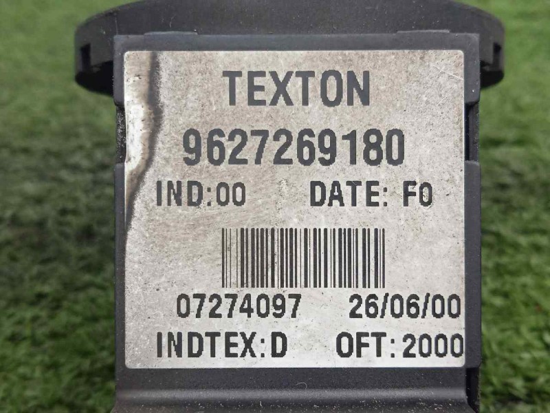 Recambio de antena para peugeot 206 berlina 2.0 hdi cat referencia OEM IAM 9627269180  