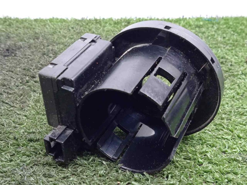 Recambio de antena para dacia dokker 1.5 dci diesel fap cat referencia OEM IAM 285916556R  