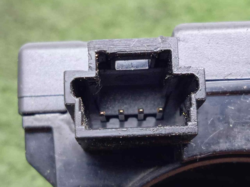 Recambio de antena para dacia dokker 1.5 dci diesel fap cat referencia OEM IAM 285916556R  