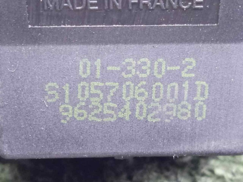 Recambio de antena para peugeot expert kombi 1.9 diesel referencia OEM IAM 9625402980  