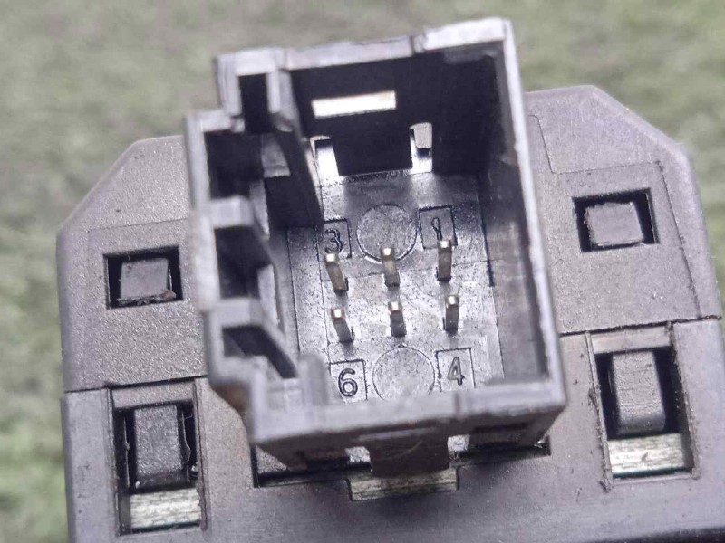 Recambio de antena para peugeot expert kombi 1.9 diesel referencia OEM IAM 9625402980  