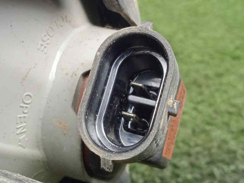 Recambio de faro antiniebla izquierdo para chevrolet captiva 2.0 diesel cat referencia OEM IAM 96626979  