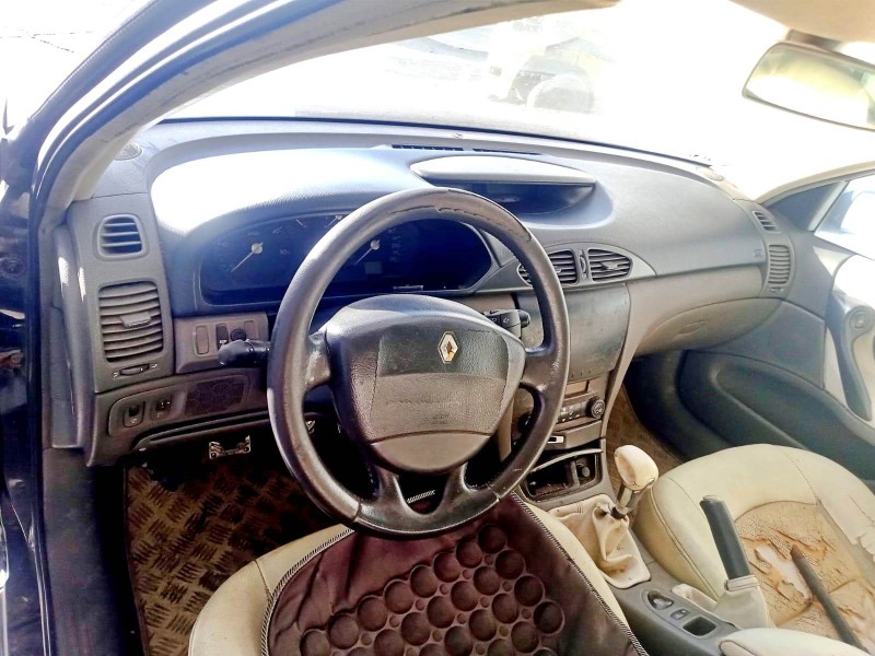 renault laguna ii (bg0/1_) del año 2002