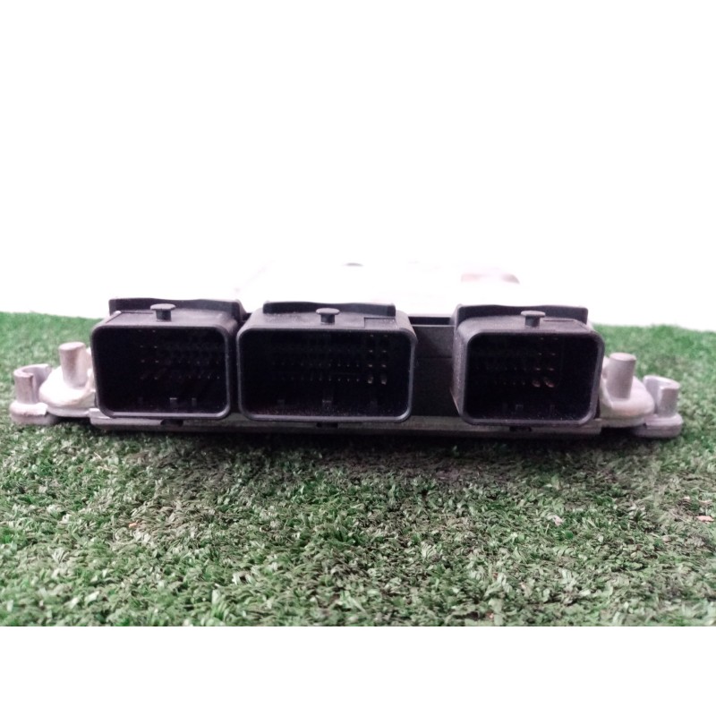 Recambio de centralita motor uce para citroën c5 berlina 2.2 hdi fap cat (4hx / dw12ed4) referencia OEM IAM 0281010764-964419958