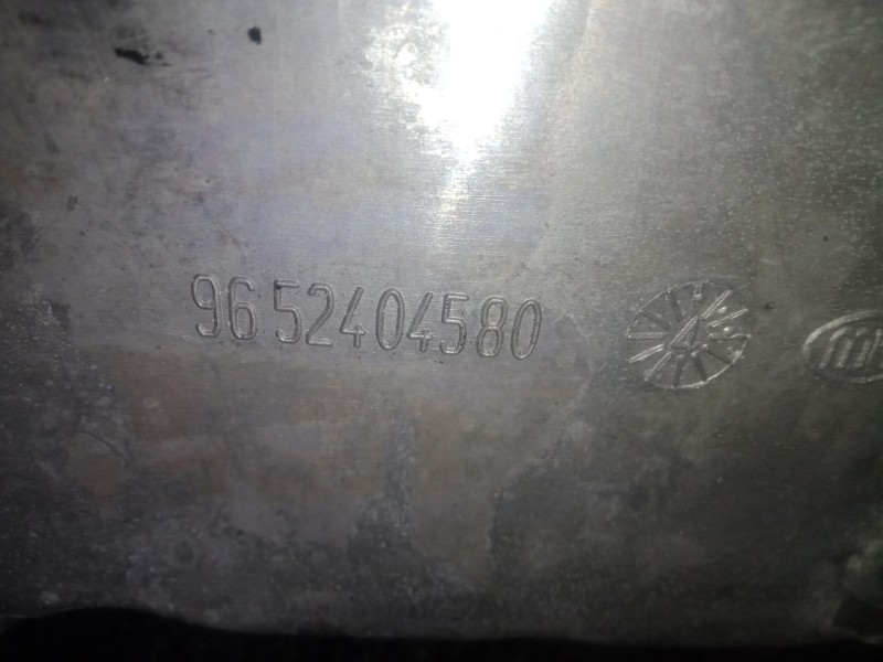 Recambio de carter para peugeot 407 (6d_) 2.0 hdi 135 (6drhrh, 6drhre, 6drhrg, 6drhrj) referencia OEM IAM 9652404580  