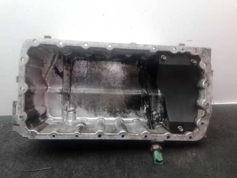 Recambio de carter para peugeot 407 (6d_) 2.0 hdi 135 (6drhrh, 6drhre, 6drhrg, 6drhrj) referencia OEM IAM 9652404580  