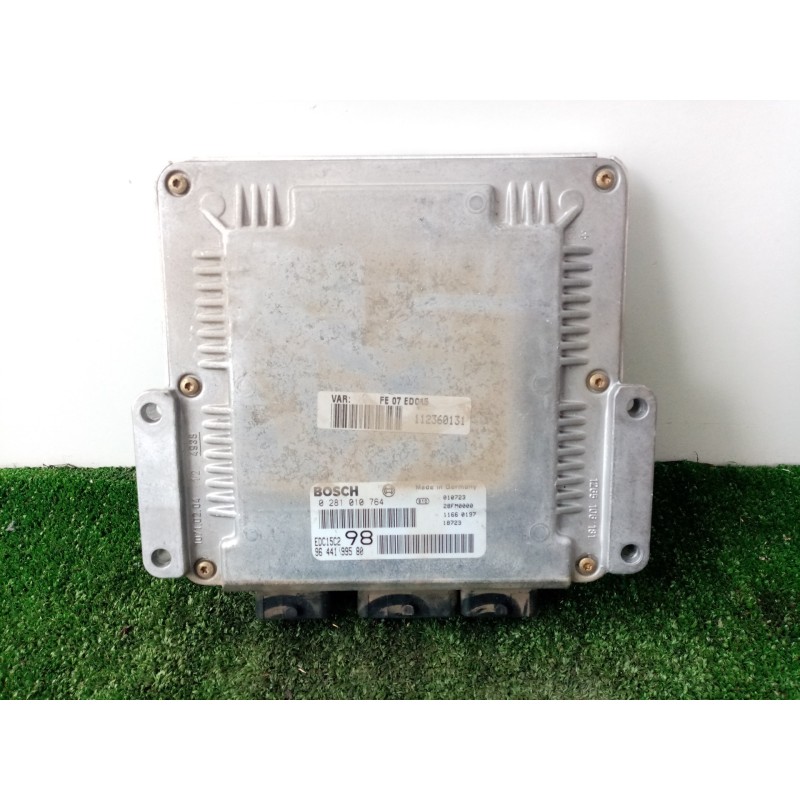 Recambio de centralita motor uce para citroën c5 berlina 2.2 hdi fap cat (4hx / dw12ed4) referencia OEM IAM 0281010764-964419958