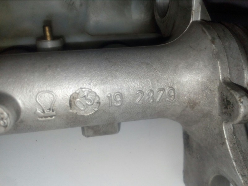 Recambio de bomba freno para mercedes-benz vito caja cerrada 6.03  115 cdi compacto (639.601) referencia OEM IAM 192879 CON BOTE