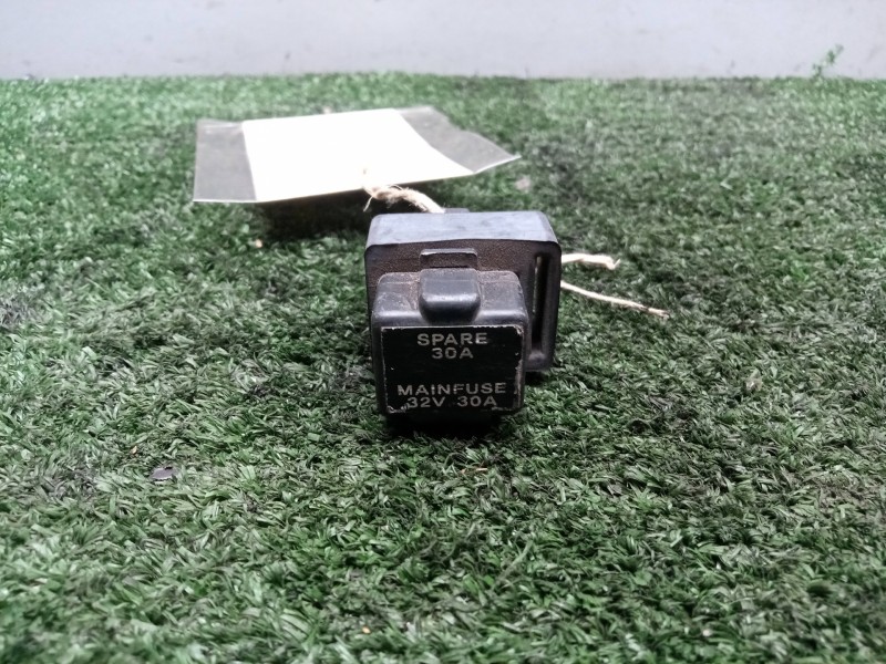 Recambio de modulo electronico para hyosung aquila referencia OEM IAM 36740HN9100 FUSIBLE - 30AH 