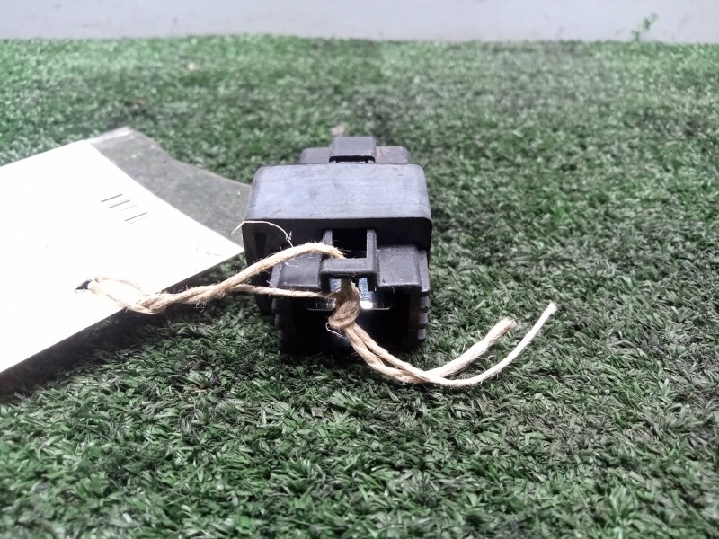 Recambio de modulo electronico para hyosung aquila referencia OEM IAM 36740HN9100 FUSIBLE - 30AH 