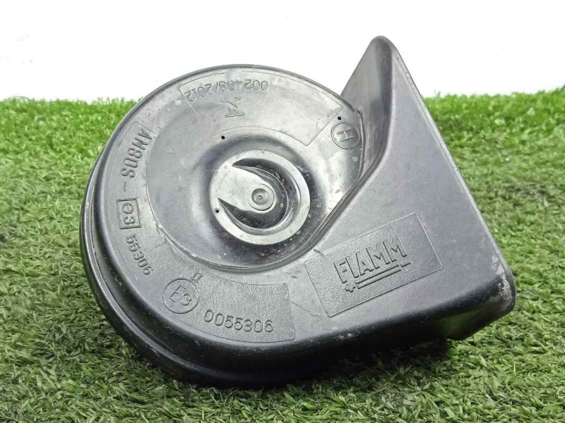 Recambio de claxon para peugeot 106 (s2) 1.1 referencia OEM IAM SIN REFERENCIA  
