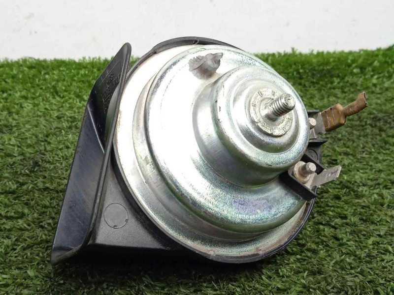 Recambio de claxon para peugeot 106 (s2) 1.1 referencia OEM IAM SIN REFERENCIA  
