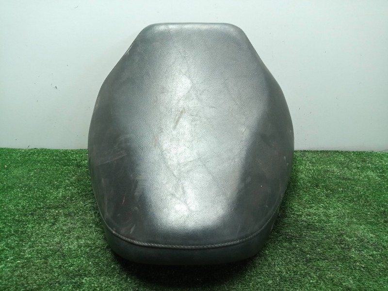 Recambio de asiento moto para hyosung aquila referencia OEM IAM 45110HG5102L09  
