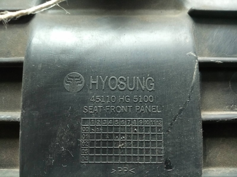 Recambio de asiento moto para hyosung aquila referencia OEM IAM 45110HG5102L09  