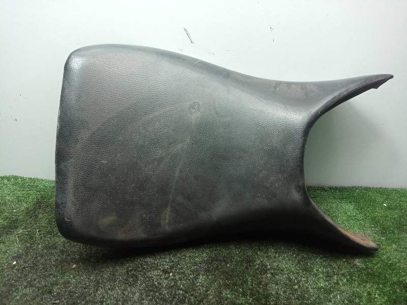 Recambio de asiento moto para hyosung gt 125/250/650 referencia OEM IAM   