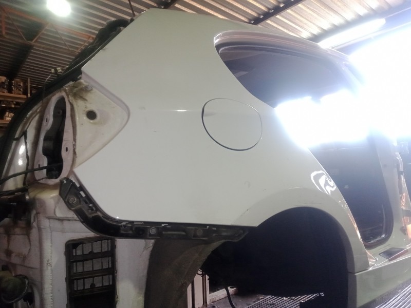 Recambio de aletin trasero derecho para bmw serie 1 berlina (e81/e87) 2.0 16v referencia OEM IAM   