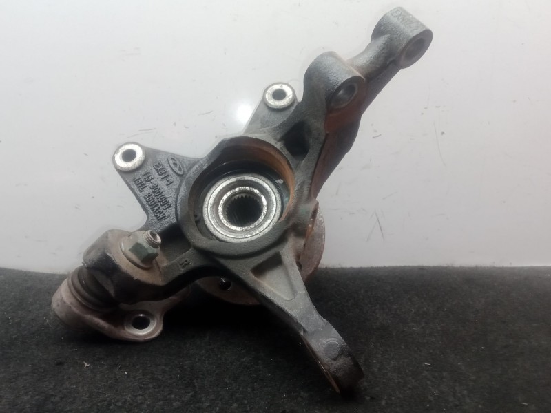 Recambio de mangueta delantera derecha para omoda 5 1.6 tgdi referencia OEM IAM T153001008  