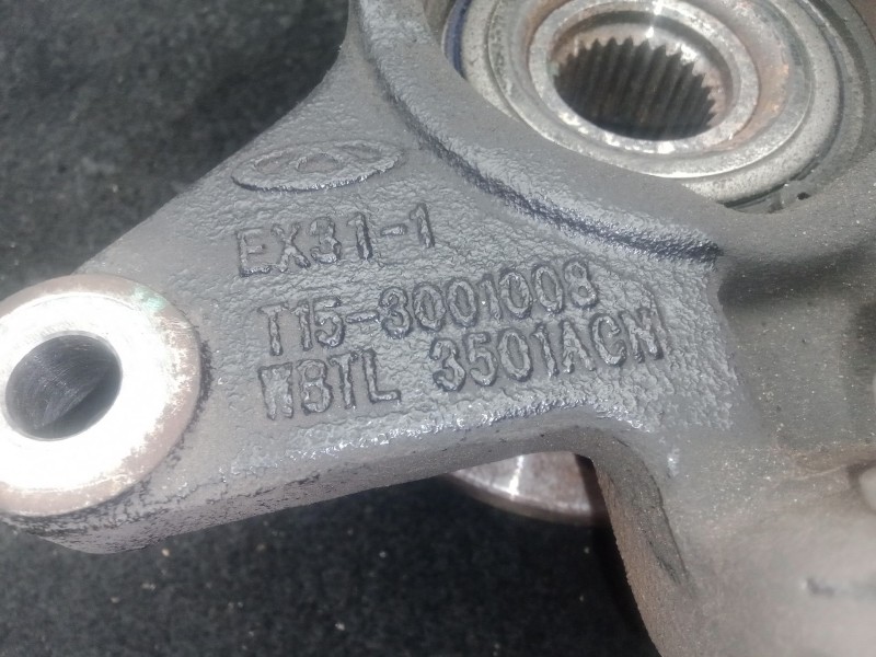 Recambio de mangueta delantera derecha para omoda 5 1.6 tgdi referencia OEM IAM T153001008  