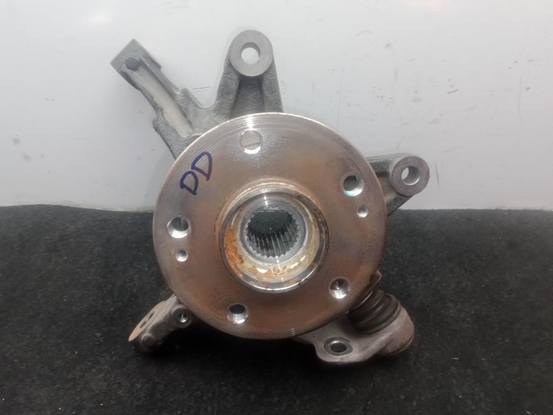 Recambio de mangueta delantera derecha para omoda 5 1.6 tgdi referencia OEM IAM T153001008  