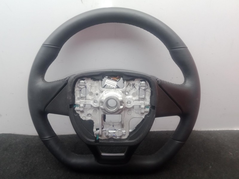 Recambio de volante para omoda 5 1.6 tgdi referencia OEM IAM 404000527AA - 404AAG - B20231111CH  