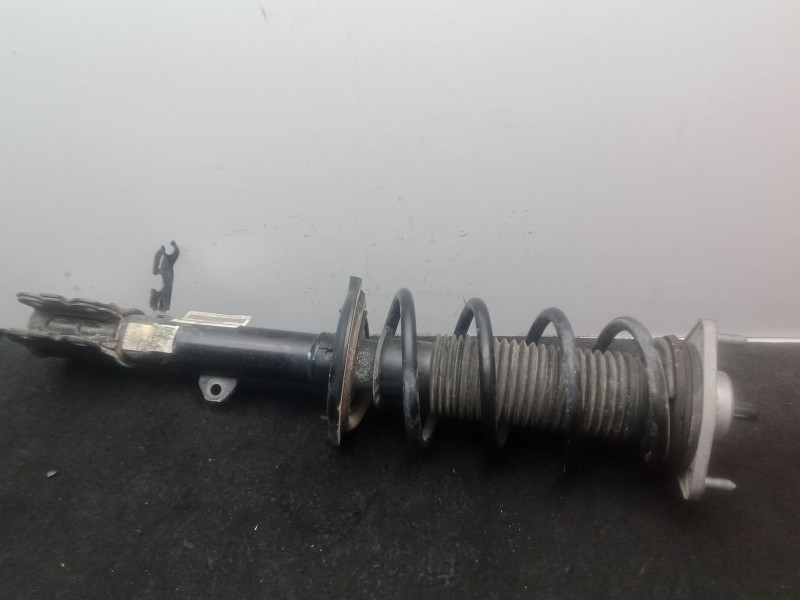 Recambio de amortiguador delantero izquierdo para omoda 5 1.6 tgdi referencia OEM IAM 202002696AA  