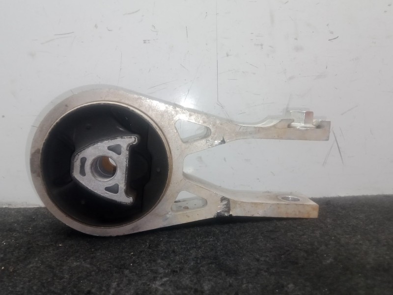 Recambio de soporte cambio para omoda 5 1.6 tgdi referencia OEM IAM 202312152 - 206000100AA - 1KT20231022K  