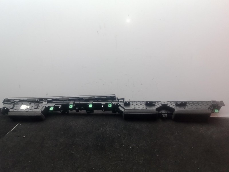 Recambio de aireador delantero derecho para omoda 5 1.6 tgdi referencia OEM IAM 231218 - T19C5306970  