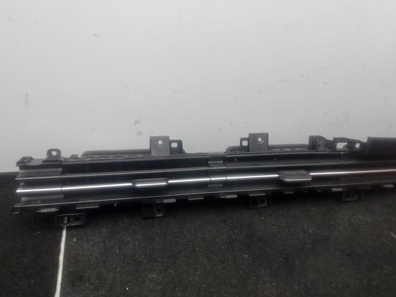 Recambio de aireador delantero derecho para omoda 5 1.6 tgdi referencia OEM IAM 231218 - T19C5306970  