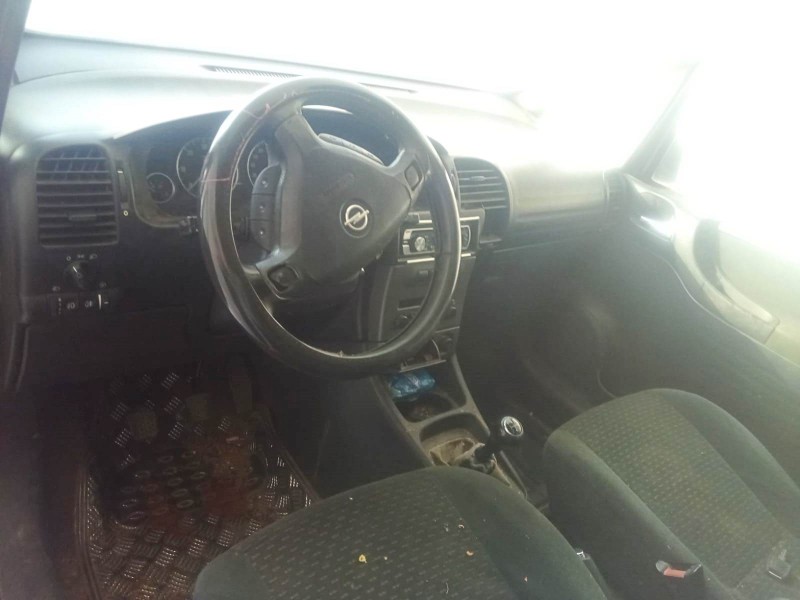 opel zafira a monospace (t98) del año 2003