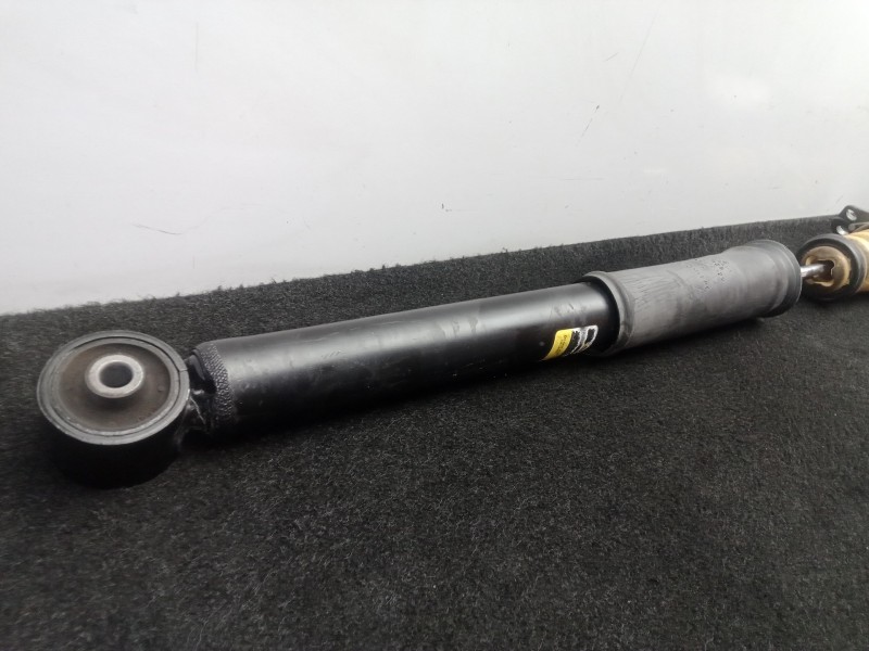 Recambio de amortiguador trasero izquierdo para volkswagen polo (9n3) 1.4 16v referencia OEM IAM 6Q0513425  