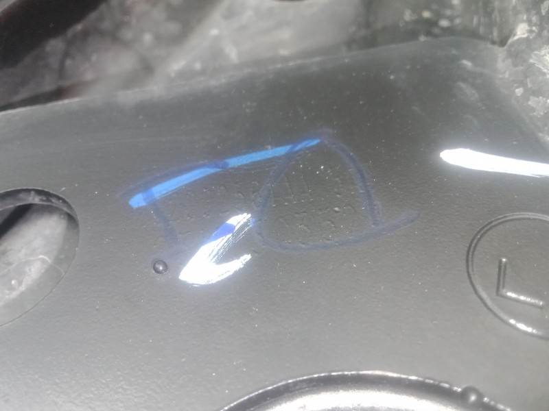 Recambio de brazo suspension superior delantero izquierdo para omoda 5 1.6 tgdi referencia OEM IAM 202002561AA  