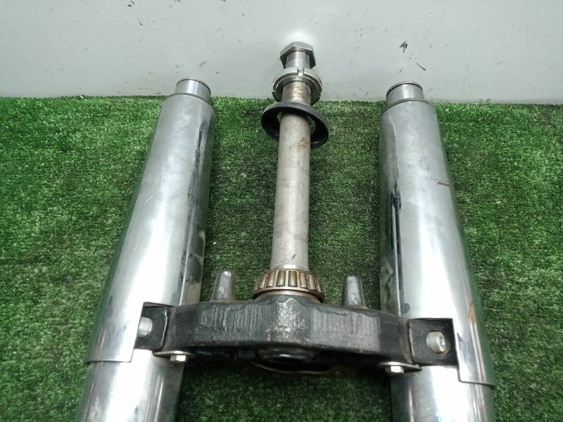 Recambio de horquilla para hyosung aquila referencia OEM IAM 51100HJ8201HPA  