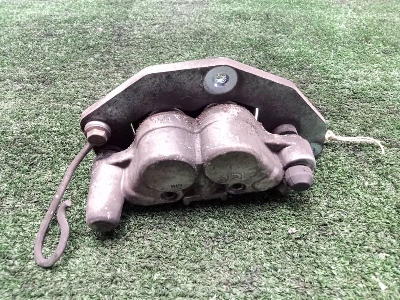 Recambio de pinza freno delantera izquierda para hyosung aquila referencia OEM IAM 59300HG5112 TCTC - Ø PISTON: 2/25MM Ø DISCO: 