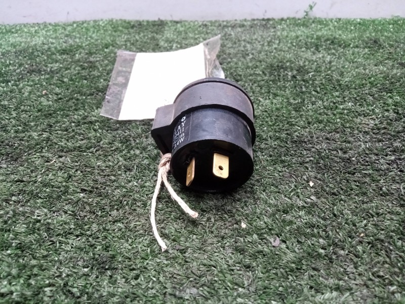 Recambio de rele para hyosung aquila referencia OEM IAM 38610H09411 2.PINES 