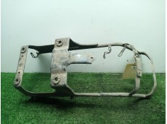 Recambio de no identificado para hyosung aquila referencia OEM IAM 45520HJ8201 SOPORTE.PASO DE RUEDA 