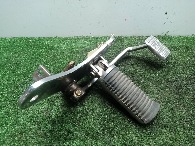 Recambio de posapie para hyosung aquila referencia OEM IAM 43510HG5102PLA - 43110HD6301PLA - 43501H93B11 DERECHO 