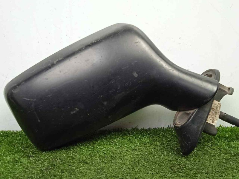 Recambio de retrovisor derecho para audi 80/90 (893) 1.8 referencia OEM IAM 893857502C MANUAL NEGRO