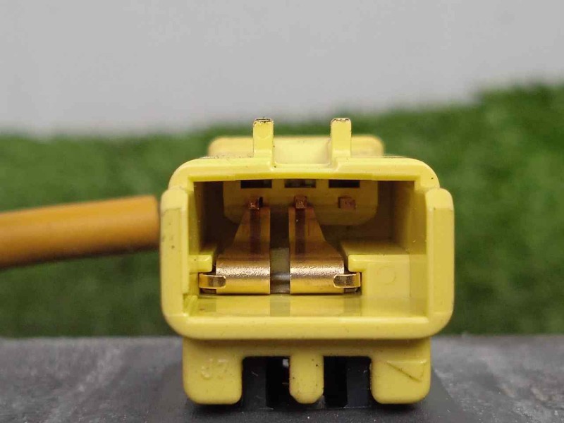 Recambio de airbag delantero derecho para skoda octavia berlina (1z3) 1.6 referencia OEM IAM 1K0880204N  