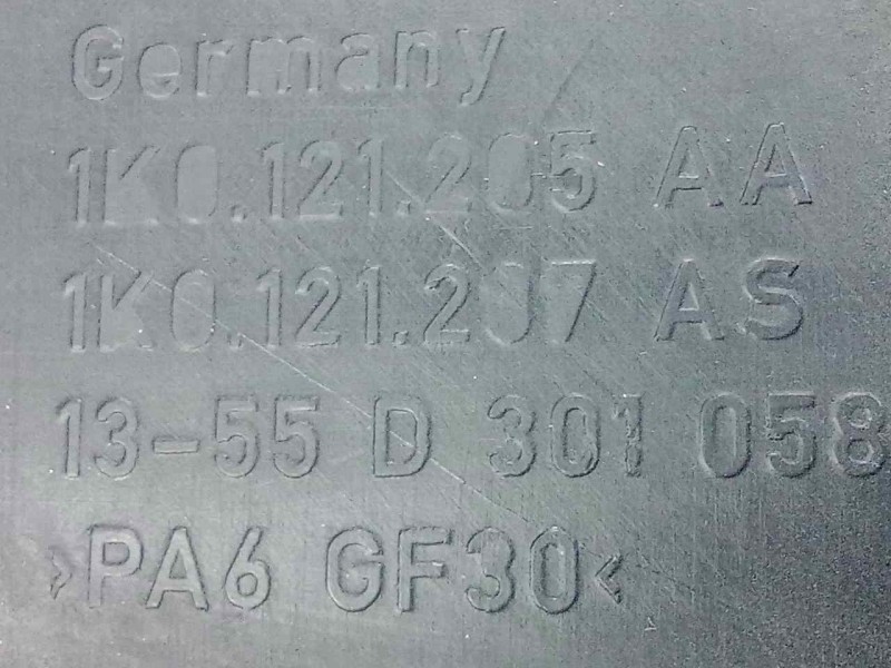 Recambio de calandra delantera de radiador para skoda octavia berlina (1z3) 1.6 referencia OEM IAM 1K0121205AA - 1K0121207AS  