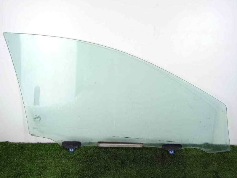 Recambio de luna delantera izquierda para toyota auris 1.4 turbodiesel cat referencia OEM IAM 6810202360  