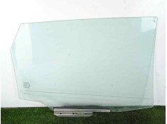 Recambio de luna trasera izquierda para toyota auris 1.4 turbodiesel cat referencia OEM IAM 6810402340   2