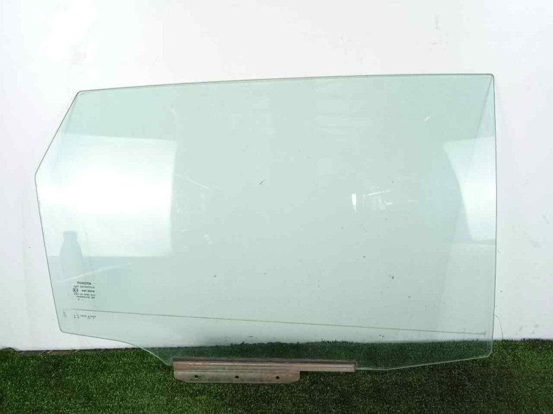 Recambio de luna trasera derecha para toyota auris 1.4 turbodiesel cat referencia OEM IAM 6810302340  