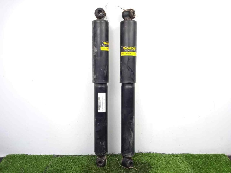 Recambio de juego amortiguadores delantero para opel frontera a 2.0 referencia OEM IAM D4441  