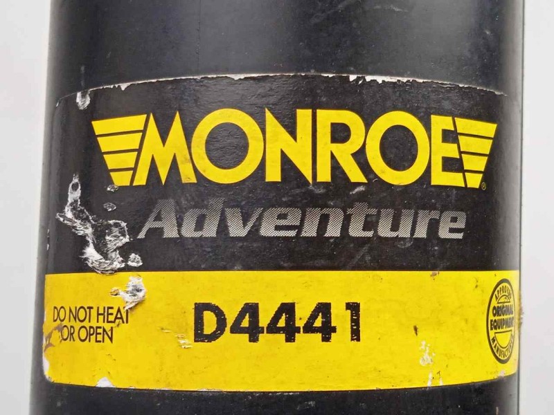 Recambio de juego amortiguadores delantero para opel frontera a 2.0 referencia OEM IAM D4441  