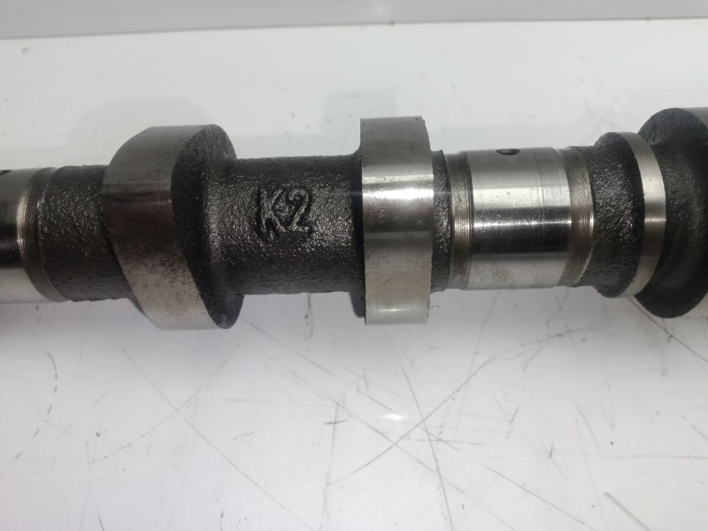 Recambio de arbol de levas para toyota corolla (e12) 2.0 d-cat referencia OEM IAM   
