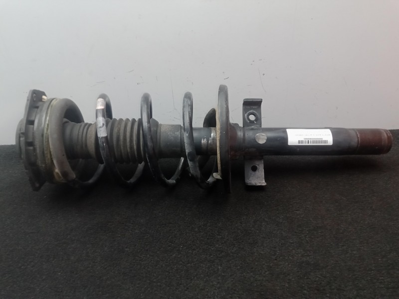 Recambio de amortiguador delantero derecho para renault scenic ii 1.6 16v referencia OEM IAM 8200851840  