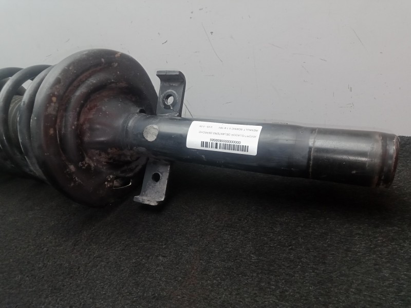 Recambio de amortiguador delantero derecho para renault scenic ii 1.6 16v referencia OEM IAM 8200851840  